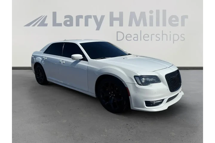$21056 : Chrysler 300 2022 Touring L image 7