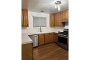 $1050 : remodeled Charming home thumbnail
