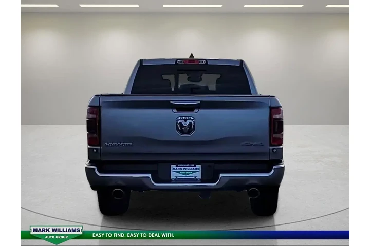 $20395 : Ram 1500 2019 4x4 Laramie 4d image 7