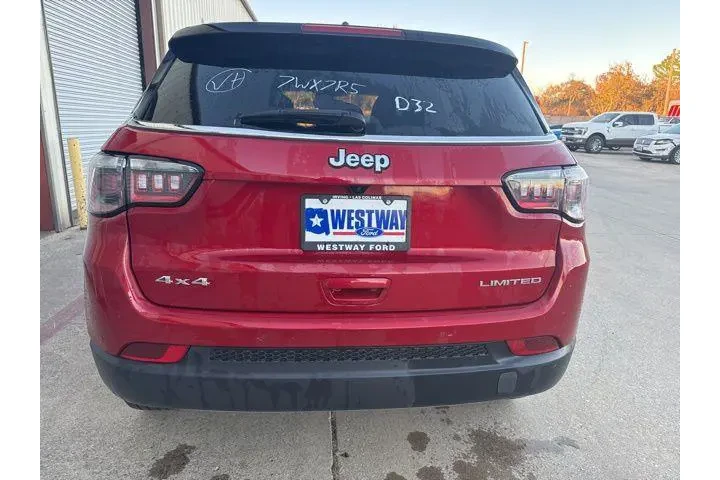 $22118 : Jeep Compass 2024 4x4 Limite image 5