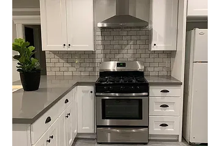 $2500 : Charming home for rent in LA image 4