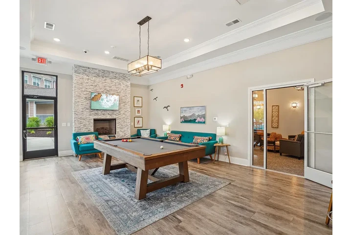 $1300 : A Great House image 6