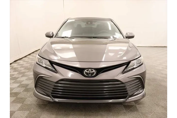 $20217 : Toyota Camry 2022 LE 4dr Sed image 4
