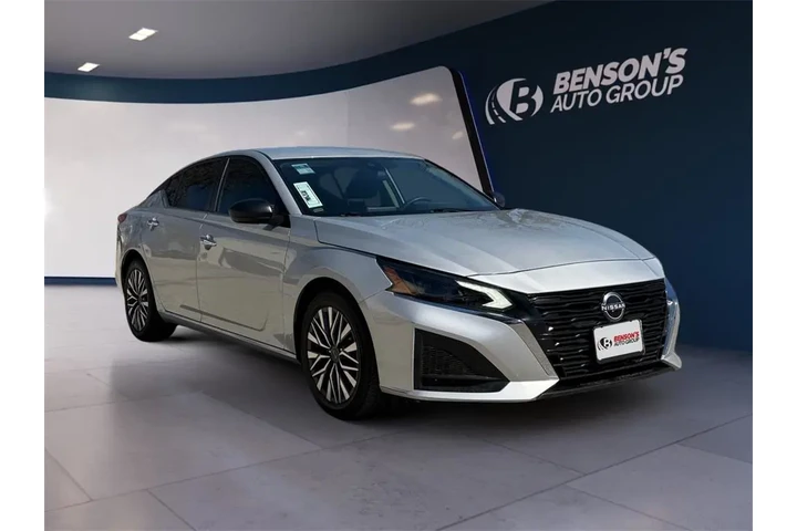 $19986 : Nissan Altima 2024 2.5 SV 4d image 7