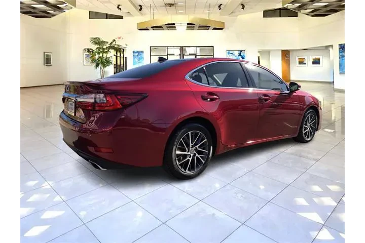 $27400 : Lexus ES 350 2017 4dr Sedan image 7