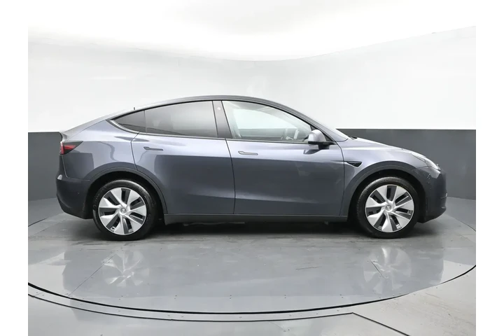 $24995 : Tesla Model Y 2022 AWD Long image 3