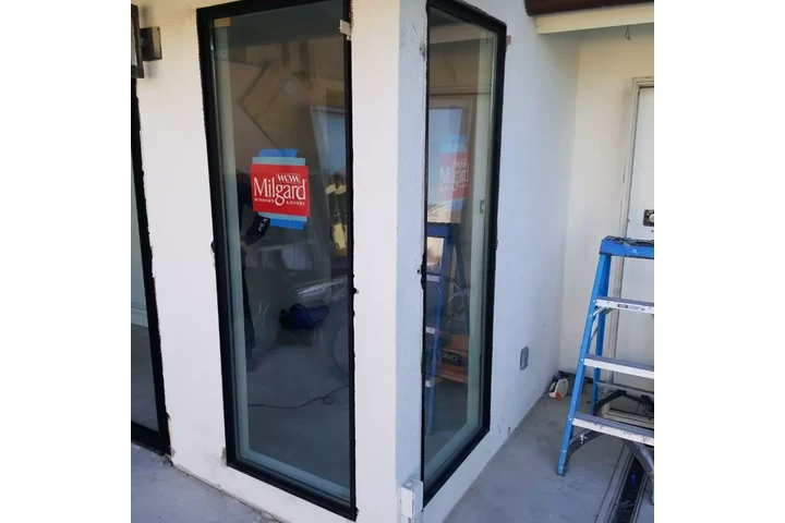 Moreno's windows and doors image 8