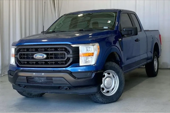 $21862 : Ford F-150 2022 4x4 XL 4dr S image 2