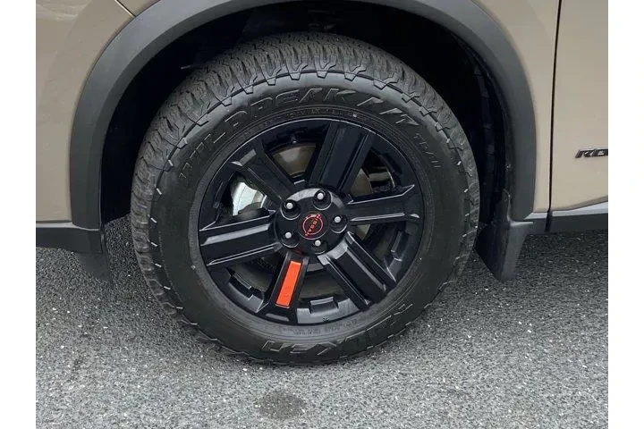 $28350 : Nissan Rogue 2025 AWD Rock C image 8