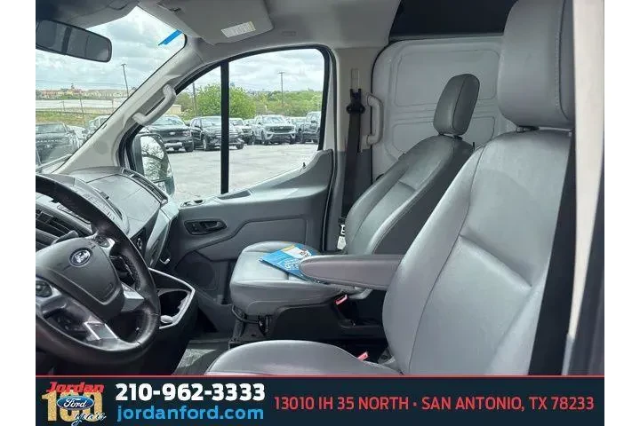 $23998 : Ford Transit 2019 250 3dr LW image 10