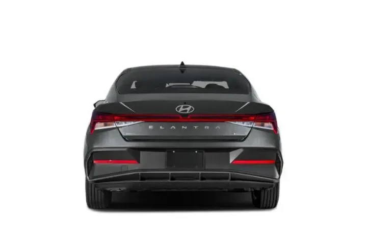$23601 : Hyundai ELANTRA Hybrid 2024 image 5