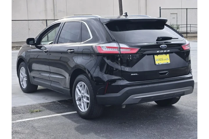 $22881 : Ford Edge 2021 SEL 4dr Cross image 7