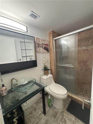 $800 : Cuarto con baño privado image 9