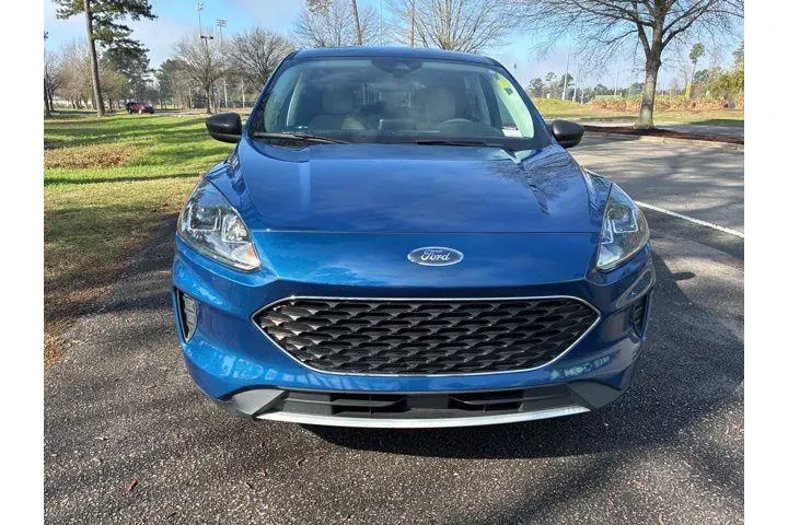 $17813 : Ford Escape 2022 SE 4dr SUV image 8