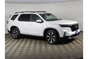 $38689 : Honda Pilot 2023 AWD Elite 4 thumbnail