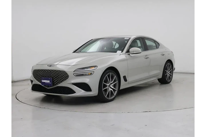 $31998 : Genesis G70 2025 2.5T Standa image 4
