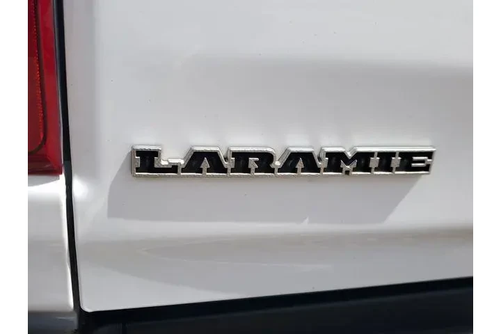 $38988 : Ram 1500 2022 4x4 Laramie 4d image 8