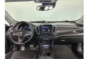 $16484 : 2020 Malibu Premier thumbnail