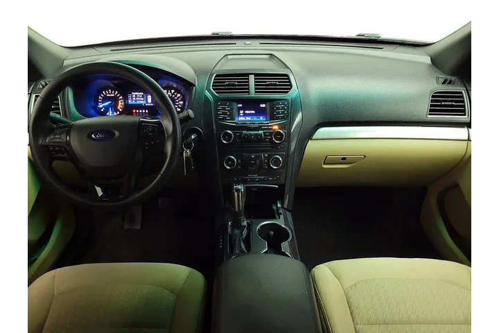 $14599 : Ford Explorer 2017 Base 4dr image 9