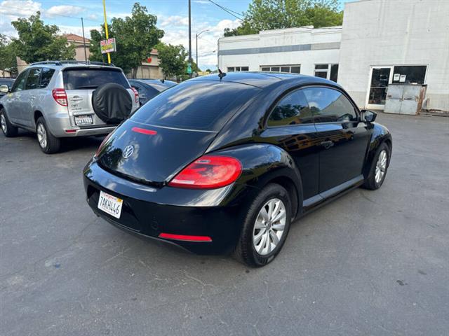 $9830 : 2013 Beetle 2.5L Entry PZEV image 5