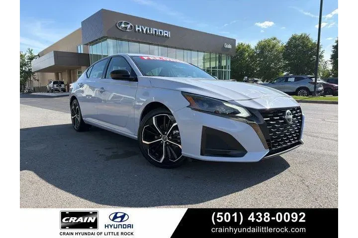 $25840 : Nissan Altima 2025 2.5 SR 4d image 1