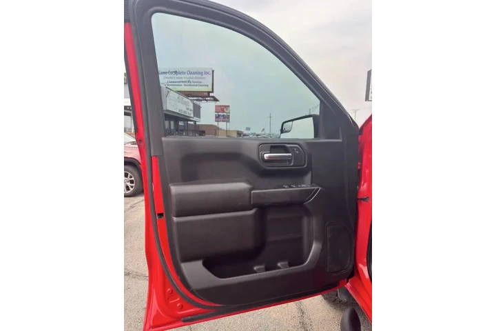 $26950 : 2019 Silverado 1500 Custom Tr image 7