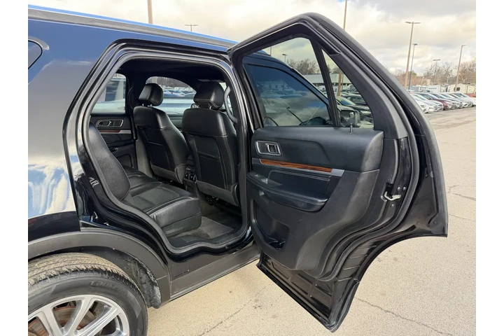 $11980 : 2017 Explorer Limited 4WD image 9