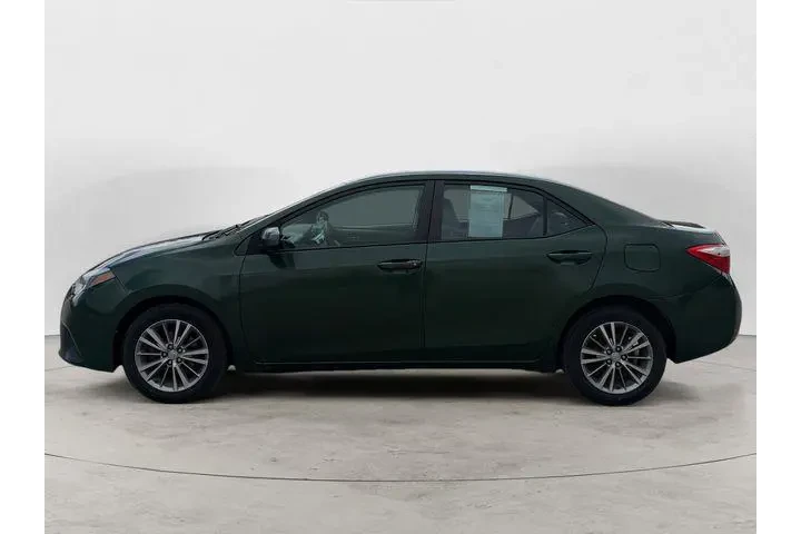 $10961 : Toyota Corolla 2014 S 4dr Se image 2