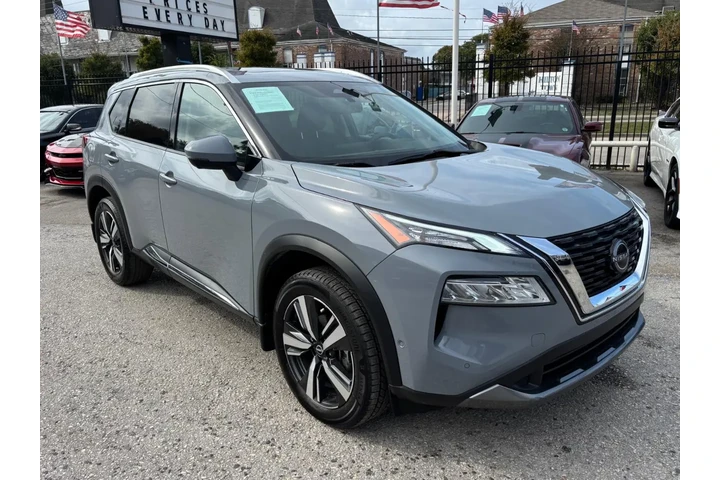 2023 Rogue SL FWD image 3