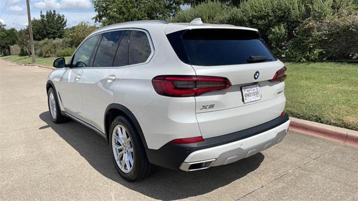 $28250 : 2019 BMW X52019 BMW X5 image 3