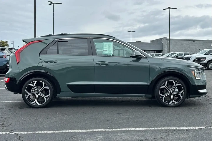$25991 : Kia Niro 2023 EX Touring 4dr image 4