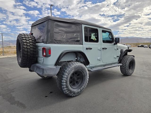 $35901 : Pre-Owned 2023 WRANGLER SPORT image 9