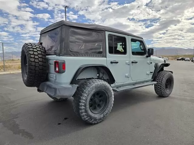 $35901 : Pre-Owned 2023 WRANGLER SPORT image 9