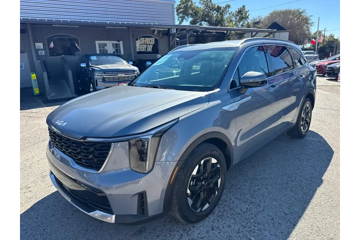 2024 Sorento S 2WD image 1