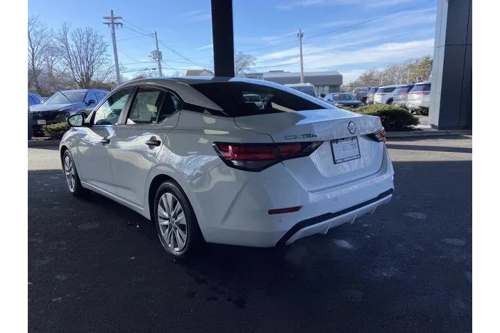 $15949 : Nissan Sentra 2025 S 4dr Sed image 7