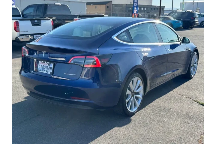 $19999 : 2018 Model 3 image 4