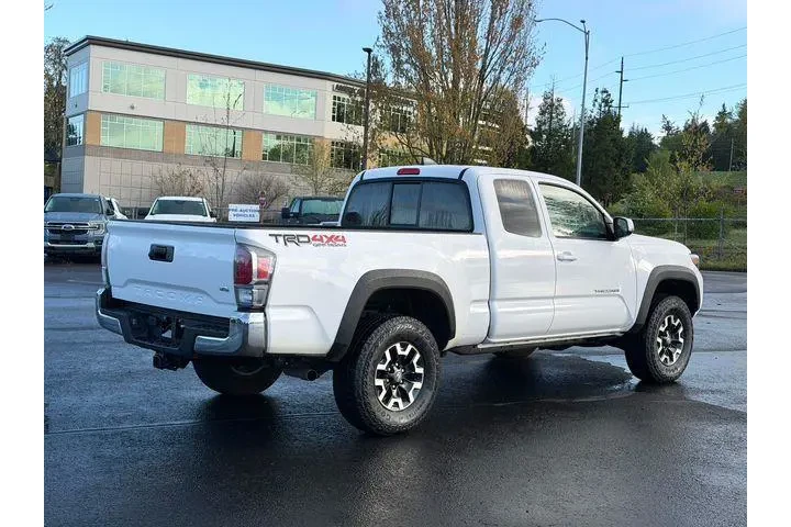 $37995 : Toyota Tacoma 2022 4x4 TRD O image 4