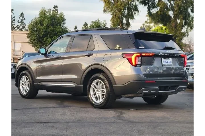$38988 : Ford Explorer 2025 Active 4d image 2