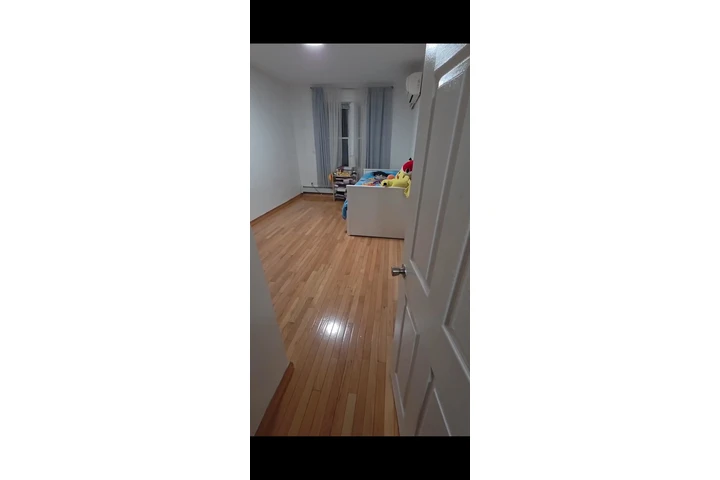 $2900 : FACIL DE RENTAR! FLUSHING image 1