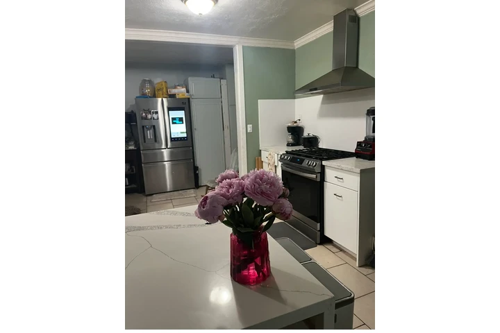 $1600 : Se renta casa image 3