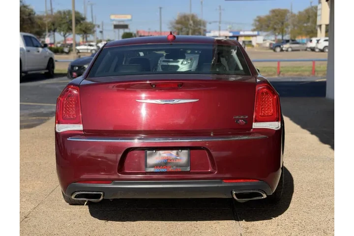 $16499 : 2019 300 Limited image 8