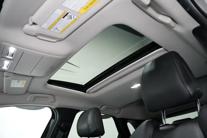 $22402 : 2025 CX-30 image 9