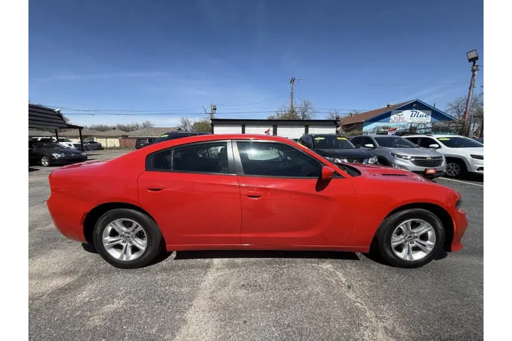 $21999 : 2022 Charger SXT image 7