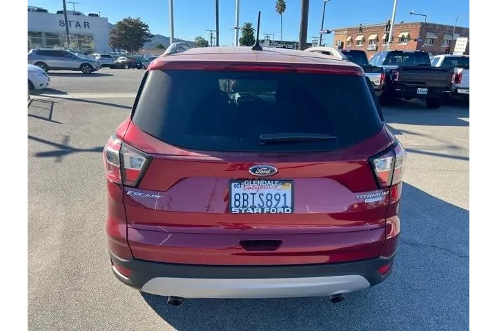 $15988 : Ford Escape 2018 Titanium 4d image 5