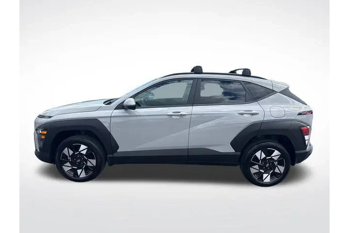 $24570 : Hyundai KONA 2024 AWD SEL 4d image 2