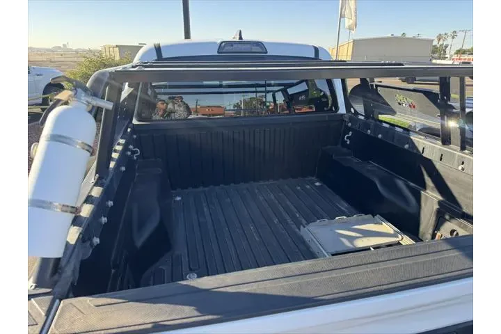 $32999 : Toyota Tacoma 2017 4x4 Limit image 7