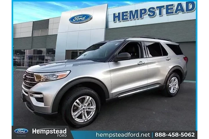 $31996 : Ford Explorer 2022 AWD XLT 4 image 1