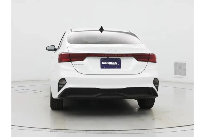 $18998 : Kia Forte 2023 LXS 4dr Sedan image 6