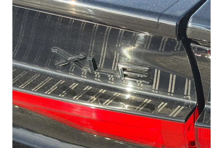 $29980 : Toyota Prius 2025 LE 4dr Hat image 8