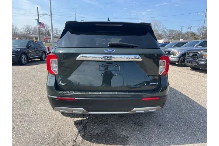 $32651 : Ford Explorer 2024 AWD XLT 4 image 5